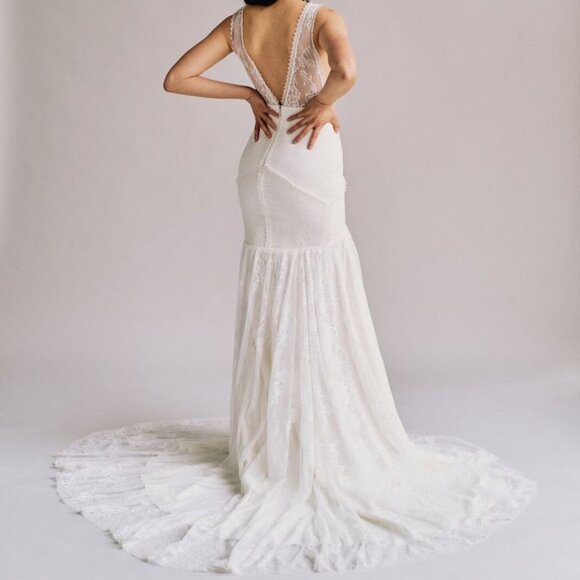 NWT - Women's Cartier by Laudae Wedding Dress (Sample - Size 8) - Picture 5 of 11